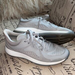 Lululemon strongfeel train